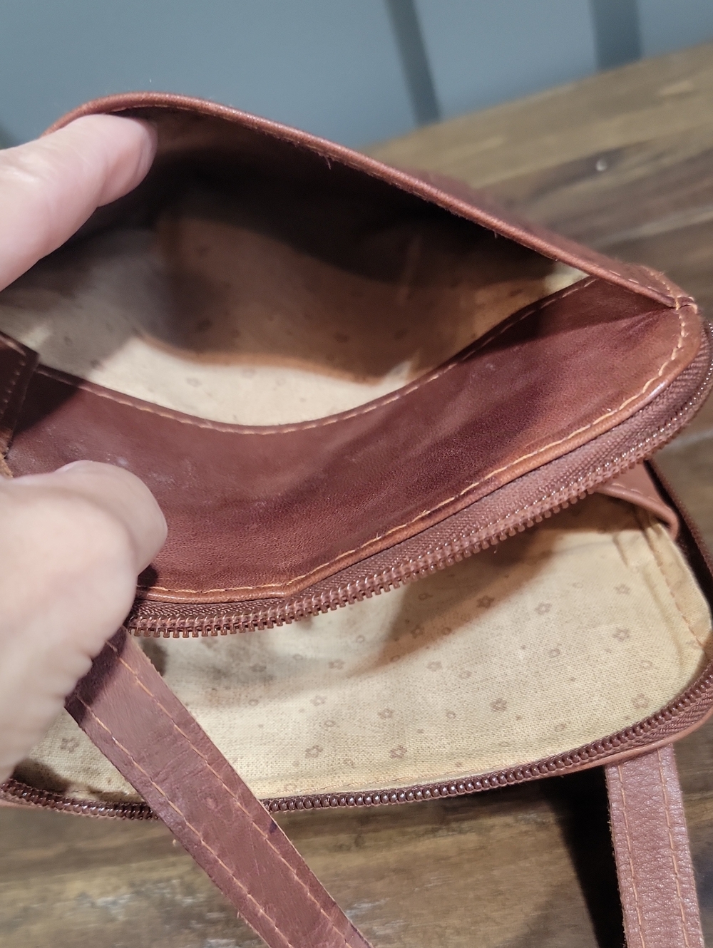 NWT Tooled Leather Crossbody - Picture 11 of 15
